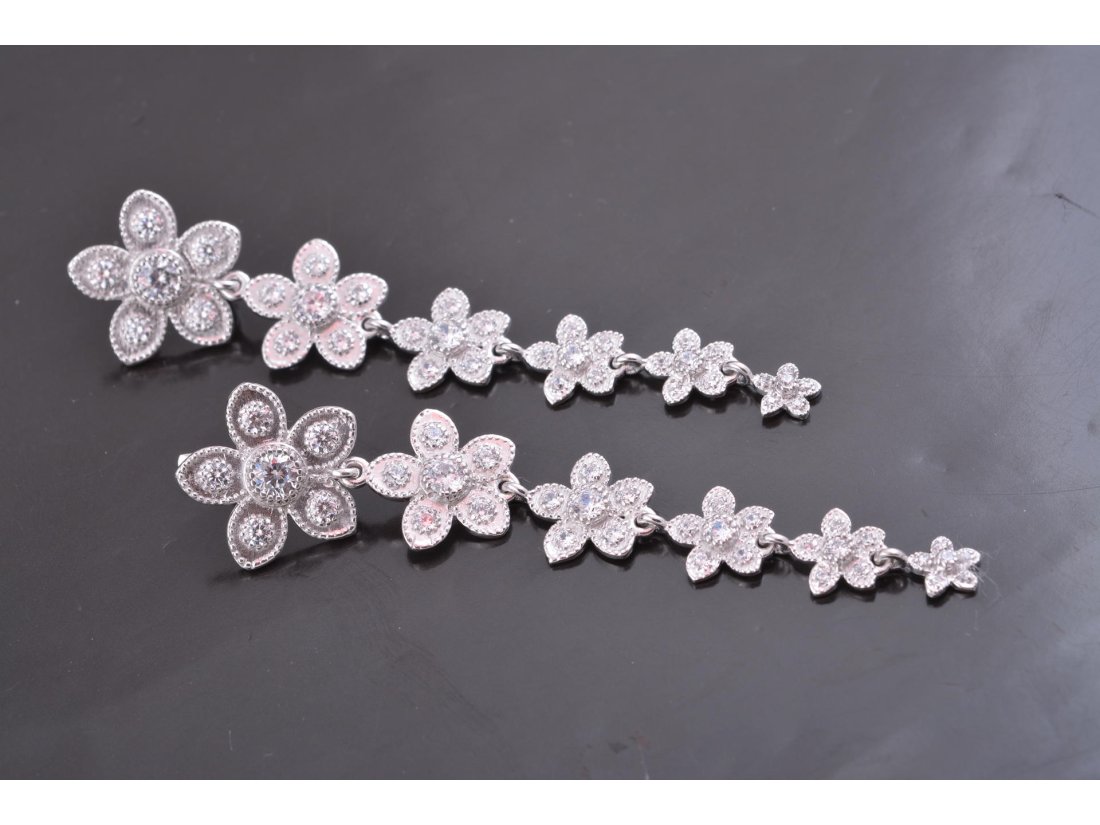 Сережки - Багира