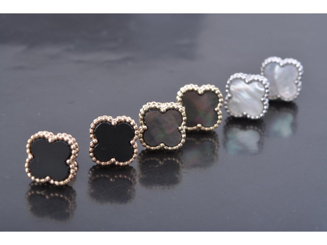 Сережки у стилі Van Cleef