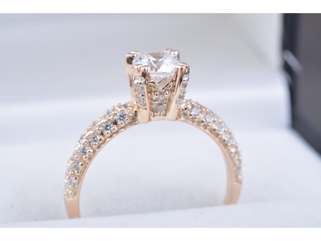 Каблучка жіноча - Купити