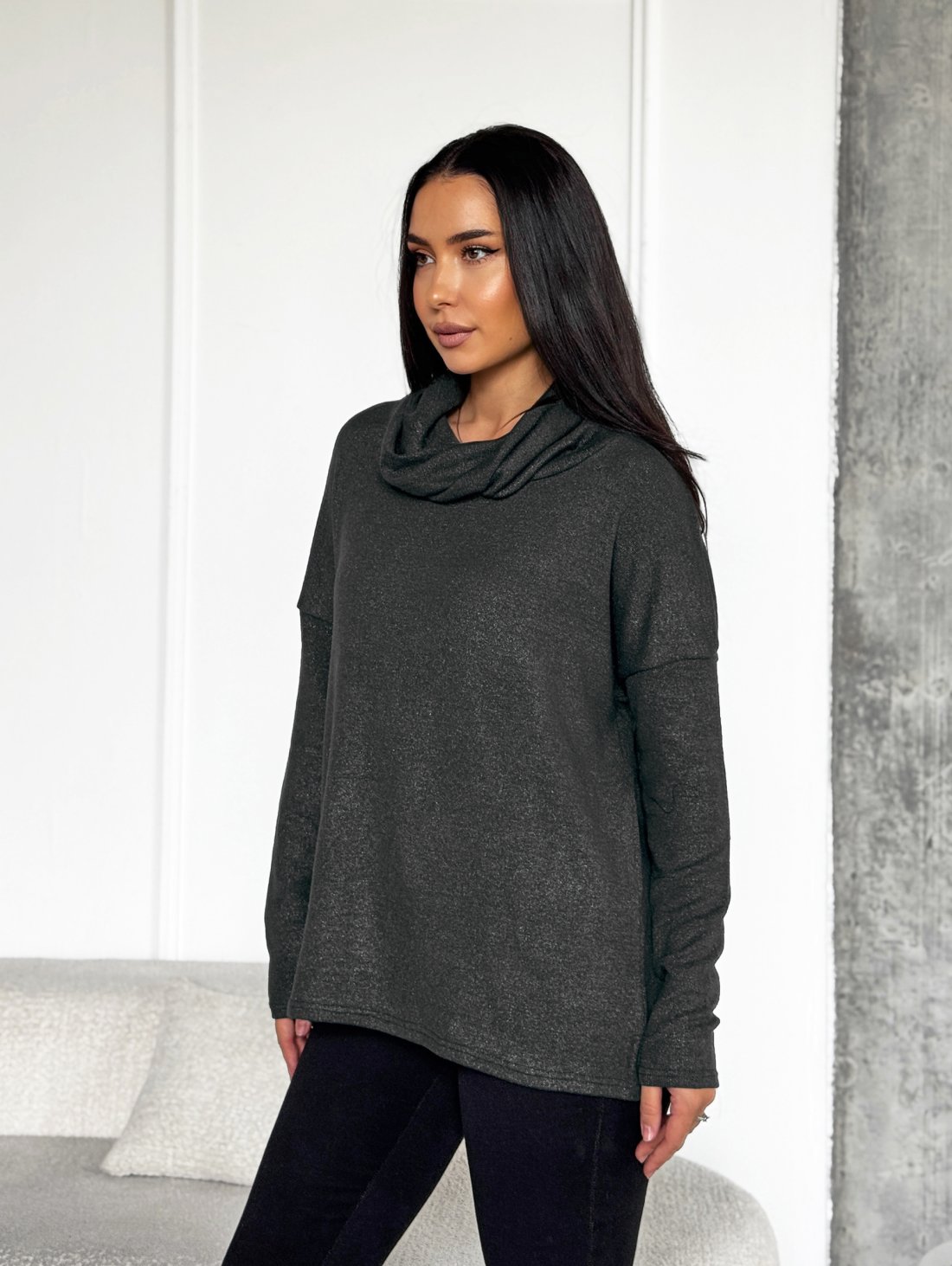 Жіноча туніка з легкої ангори з люрексовим напиленням 230222-3 Чорний