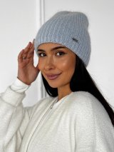Стильна і тепла жіноча шапка блакитного кольору INNOE 950826-1 Блакитний