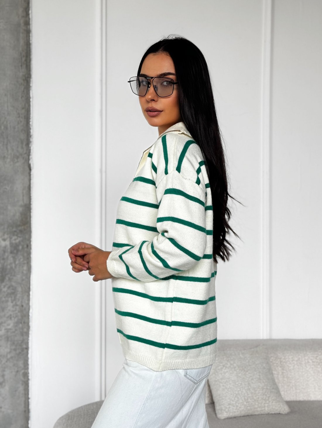 Стильний трикотажний светр у смужку INNOE 300064-1 Зелений - Innoe