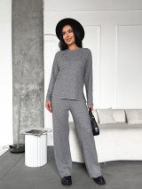 В’язаний костюм з дизайнерськими деталями INNOE 210370-1 Сірий