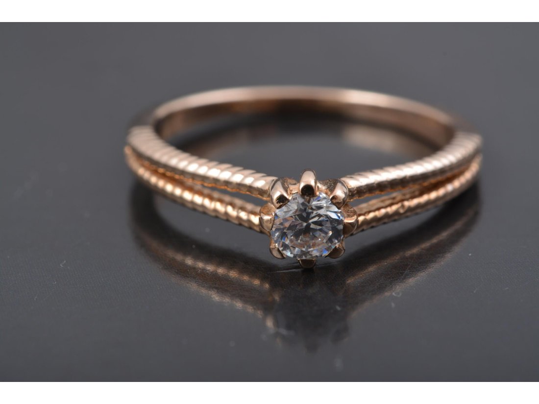 Каблучка жіноча