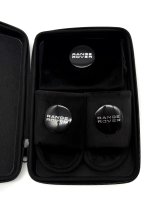 Подарунковий бокс з відкритими капчиками та мішечком з оригінальним авто-значком Range Rover