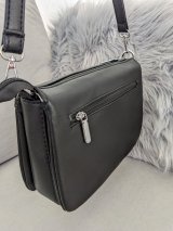 Стильна жіноча сумка з екошкіри лаконічного дизайну INNOE 350011-1 Чорний