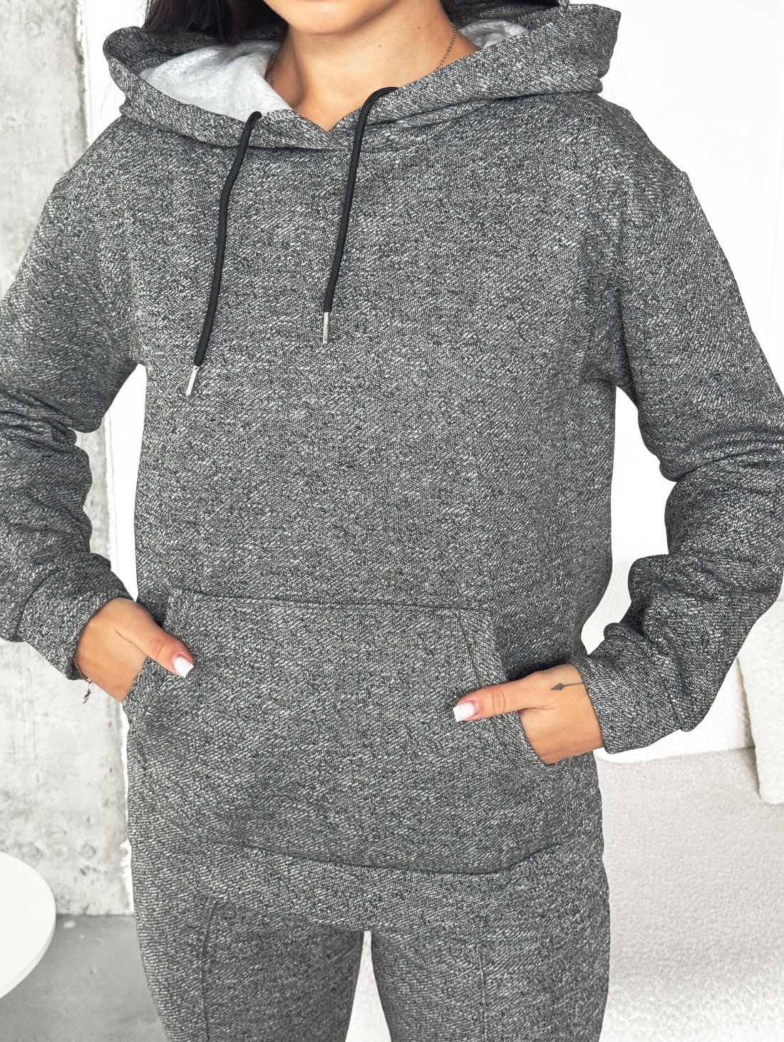 Жіночий костюм з начосом “Urban Comfort” INNOE 210350-4 Сірий