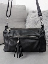 Стильна чорна сумка з м’якої екошкіри з китицею через плече INNOE 350010-4 Чорний