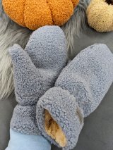 Об’ємні рукавиці з ефектом хутра INNOE 85005-3 Світло-сірий