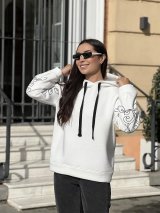 Тепле жіноче худі оверсайз з стильною вишивкою 230227-4