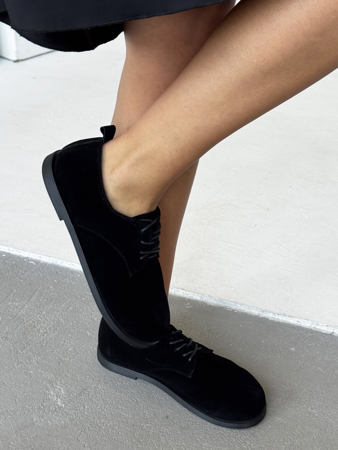 Black Suede – жіночі класичні оксфорди INNOE 777753-2 Чорний - Купити