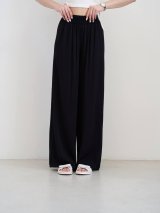 Комфортні та стильні чорні широкі брюки 220128