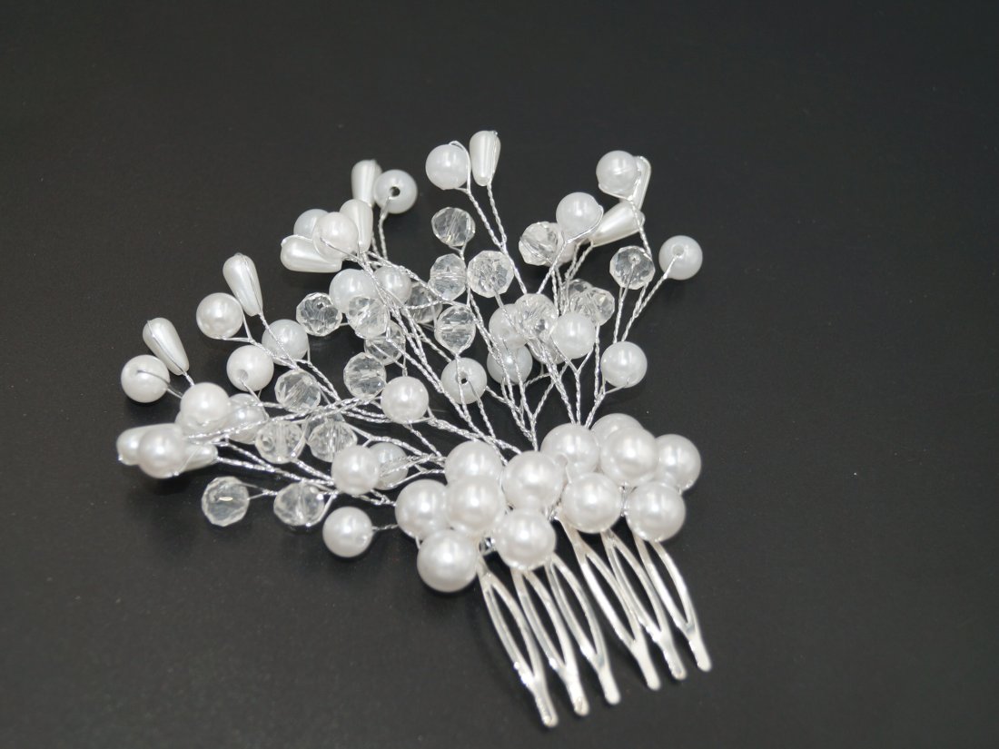 Гребінець для зачіски.