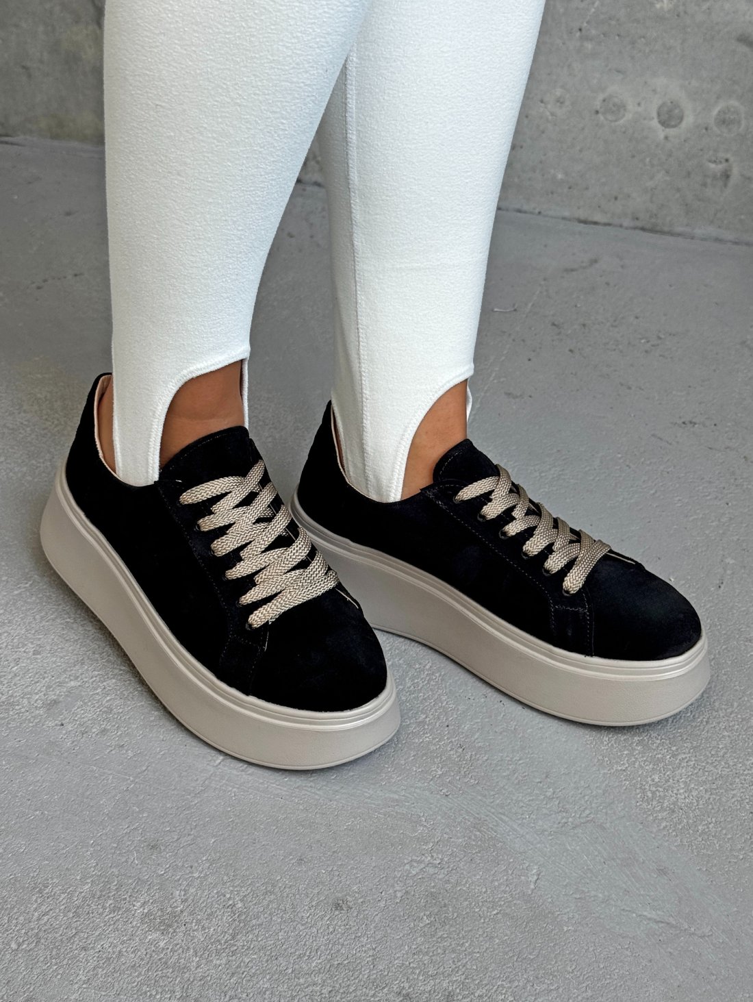 Кросівки casual чорний замш INNOE 777526-2 Чорний