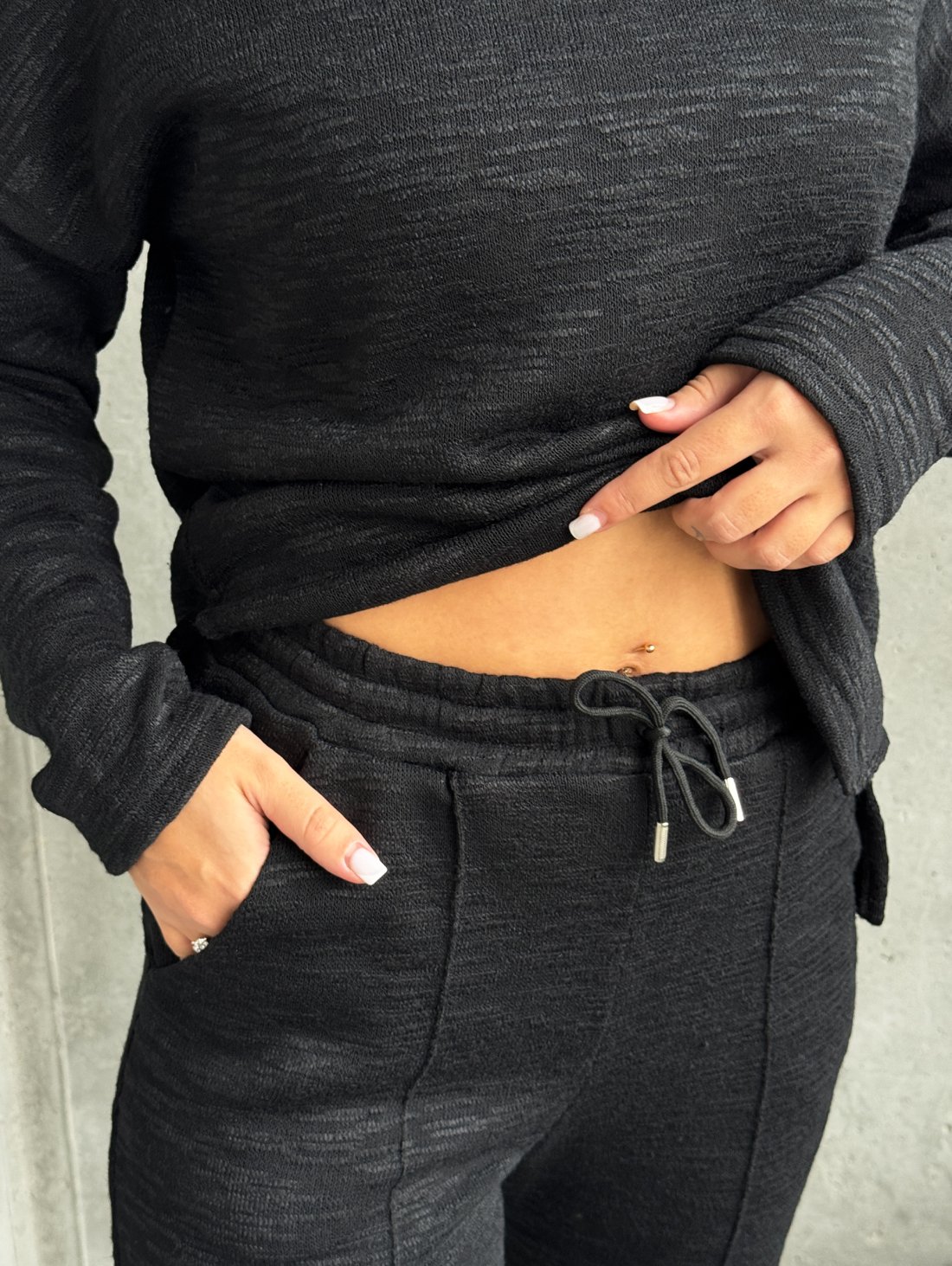 М’який жіночий костюм з ангорою INNOE 210366-2 Чорний