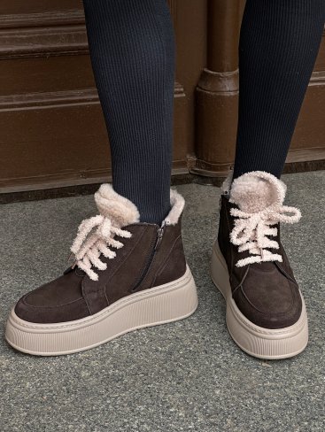 Жіночі замшеві черевики з хутром на платформі INNOE 777562-1 Коричневий - Купити