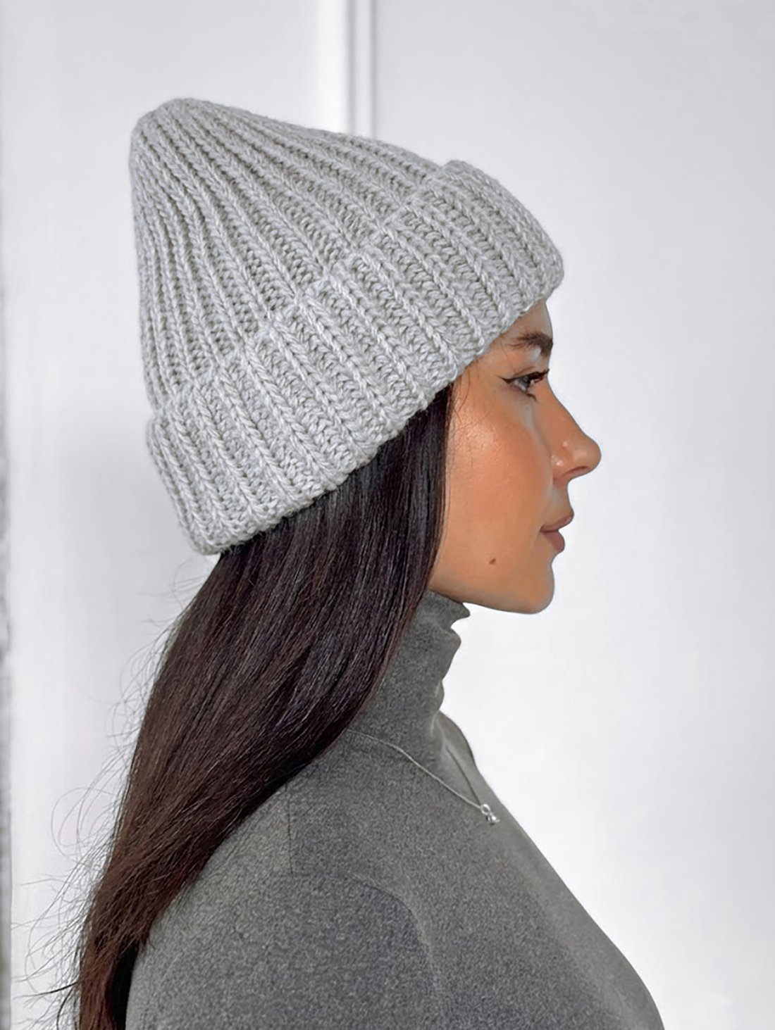 Шапка крупної в'язки з відворотом на флісі INNOE 950234-1 Світло-сірий - Купити