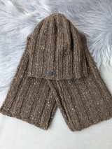 Жіночий демісезонний комплект — шапка та шарф INNOE 950504-1 Кавовий