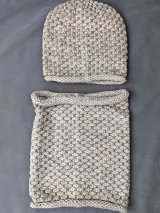 Стильний і практичний жіночий комплект — шапка та бафф INNOE 950065-1 Світло-бежевий