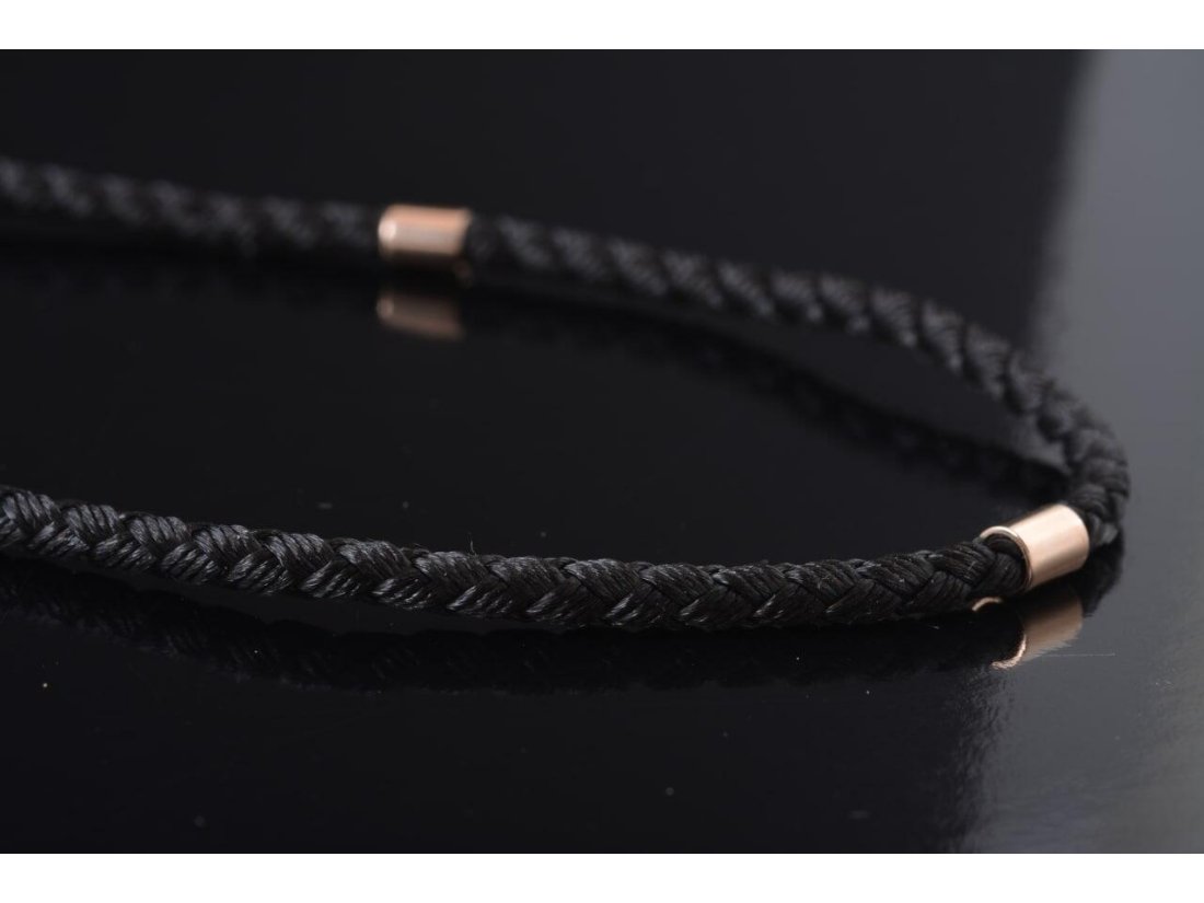 Шовковий шнурок із золотими вставками - Фото2 Шовковий шнурок із золотими вставками - Багира