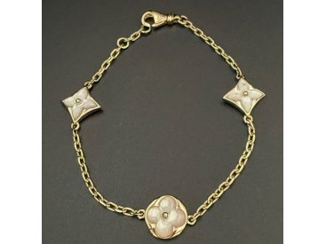 Браслет з перламутром у стилі Louise Vuitton - Фото Браслет з перламутром у стилі Louise Vuitton - Купити