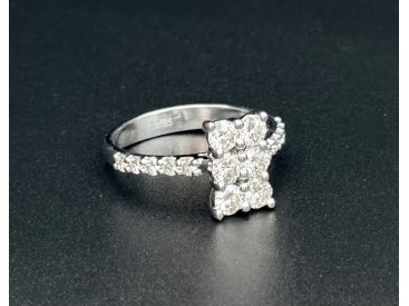 Каблучка з діамантами, біле золото - Фото Каблучка з діамантами, біле золото - Купити