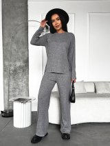 В’язаний костюм з дизайнерськими деталями INNOE 210370-1 Сірий