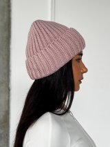 Жіноча шапка на флісі з трендовим дизайном INNOE 950234-1 Світло-пудровий