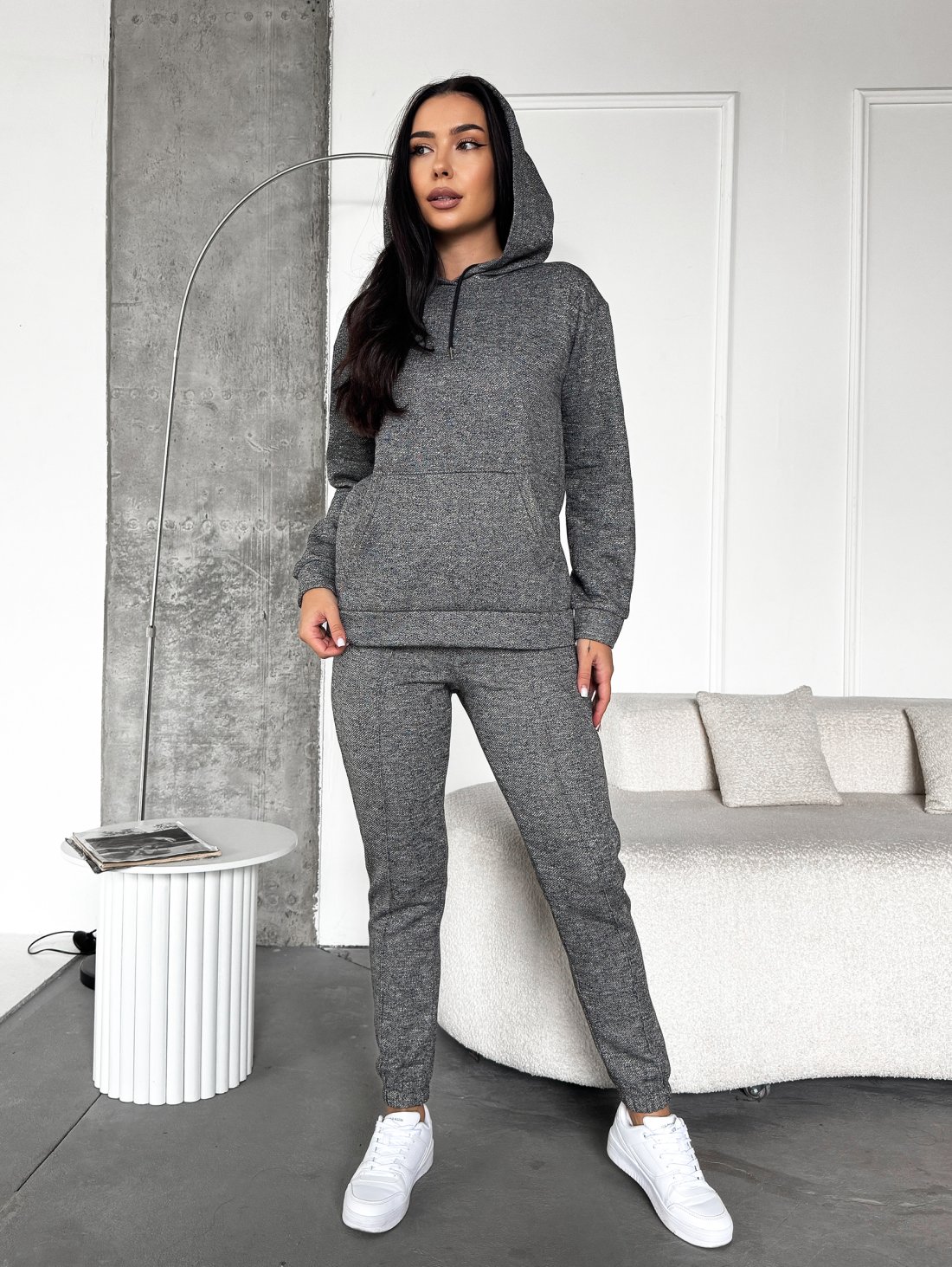 Жіночий костюм з начосом “Urban Comfort” INNOE 210350-4 Сірий