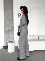 В’язаний костюм з дизайнерськими деталями INNOE 210370-1 Сірий