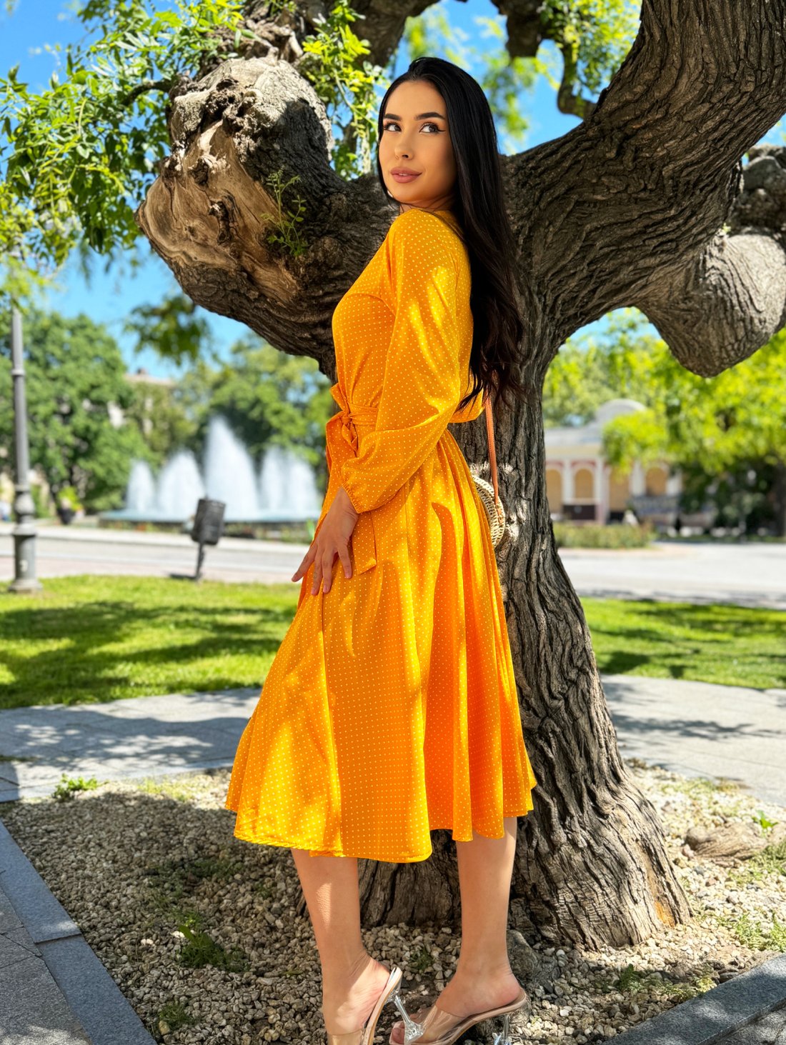 Неперевершене ніжне та романтичне жіноче плаття на запах 270560-1 - Купити