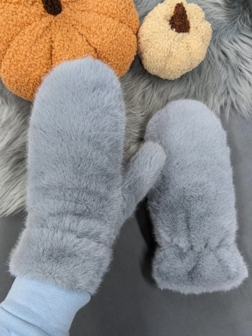 М’які хутряні рукавички сірого кольору INNOE 85005-2 Світло-сірий - Купити