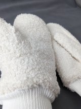 Жіночі рукавиці з м'якого букле з хутряною підкладкою INNOE 85005-5 Молочний - Innoe