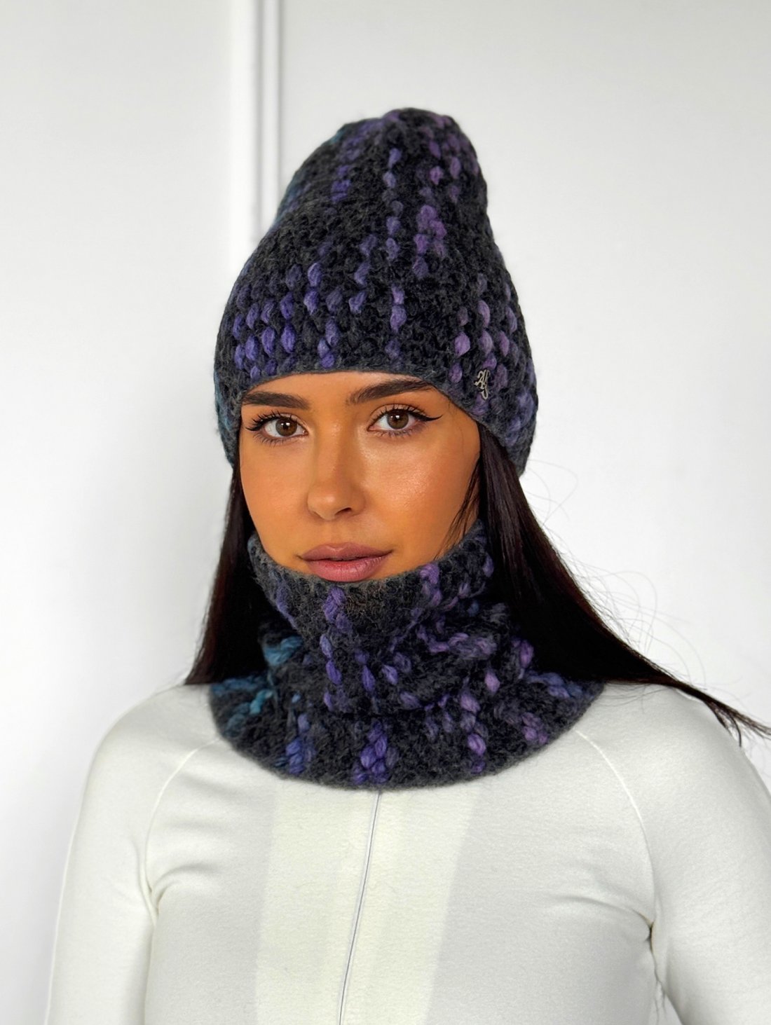 В’язаний комплект із об’ємною фактурою INNOE 950591-1 Вугілля