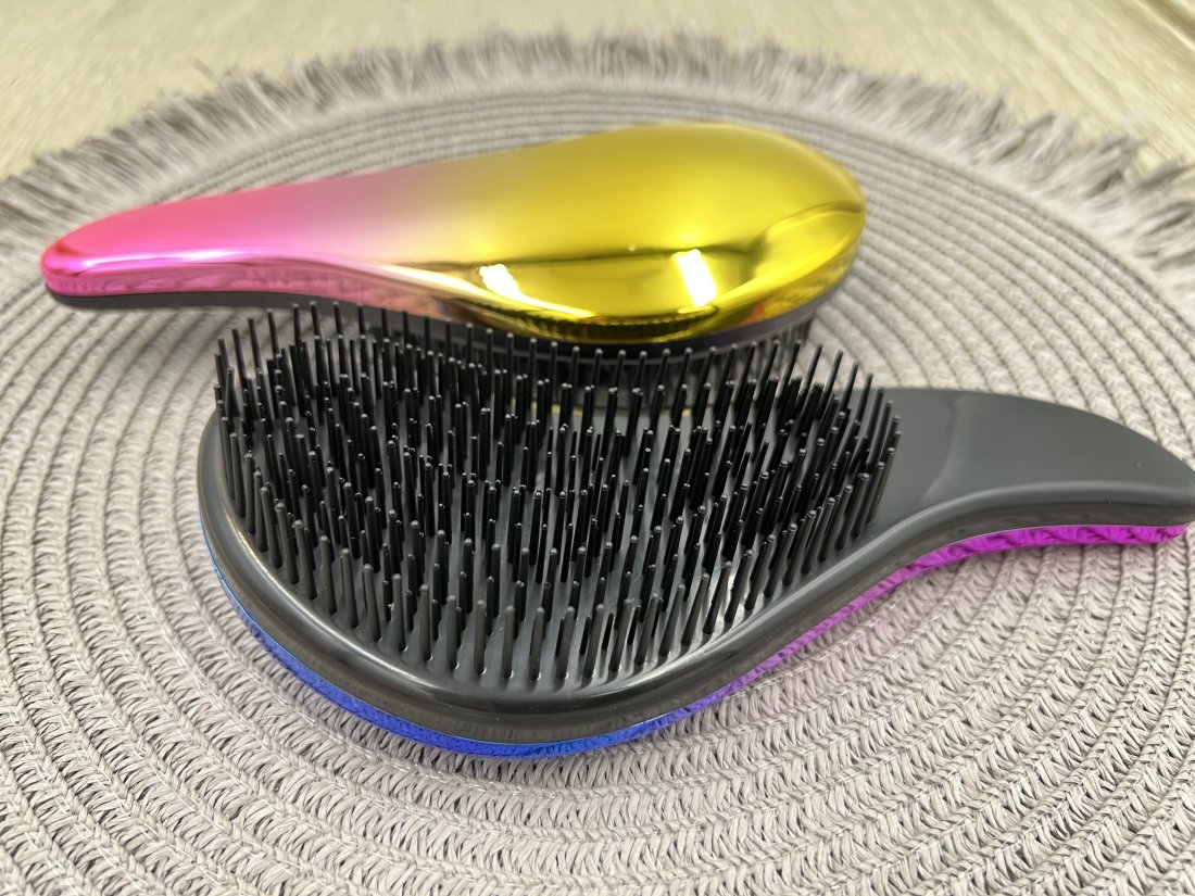 Гребінець для волосся в коробочці. 18см