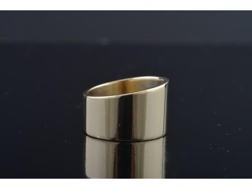 Каблучка жіноча без каміння - Фото Каблучка жіноча без каміння - Купити