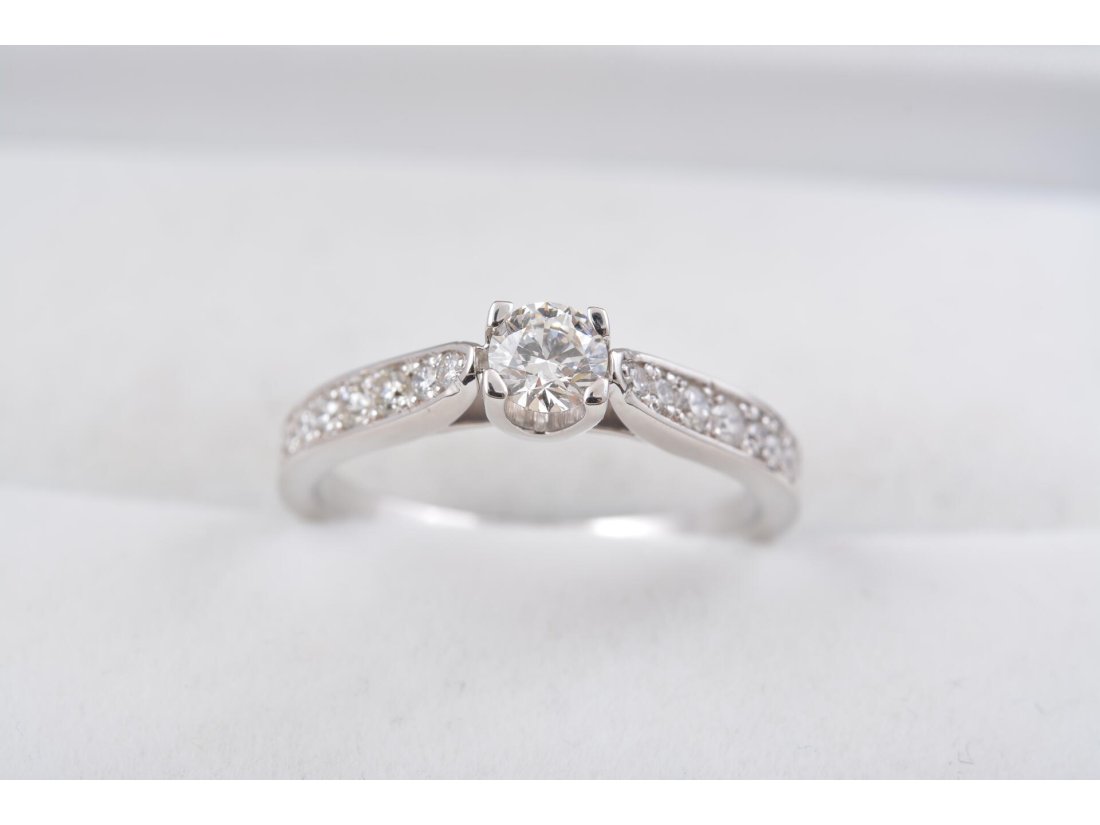 Каблучка з діамантами - Багира