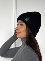 Жіноча шапка-біні фактурної в’язки INNOE 950234-1 Чорний