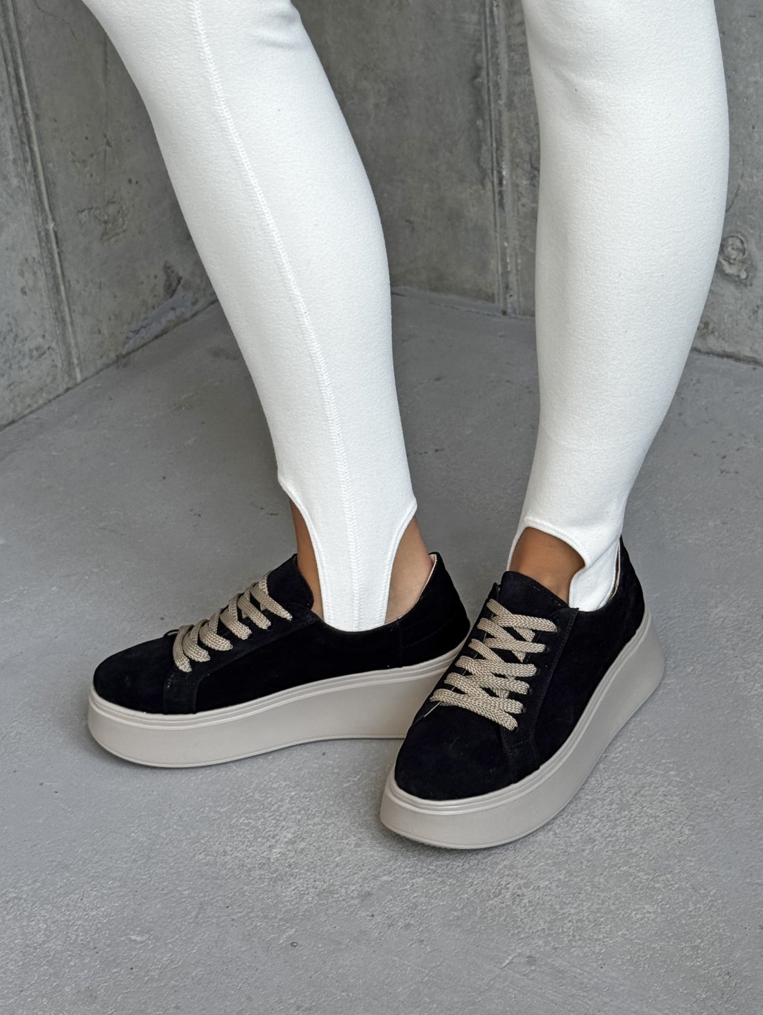Кросівки casual чорний замш INNOE 777526-2 Чорний
