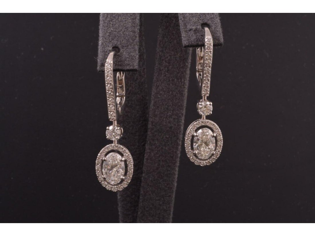 Сережки жіночі із діамантами у стилі Graff - Фото3 Сережки жіночі із діамантами у стилі Graff - Купити