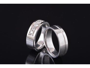 Обручки з діамантами - Фото Обручки з діамантами - Купити