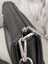 Стильна зручна сумка з екошкіри INNOE 350011-2 Чорний