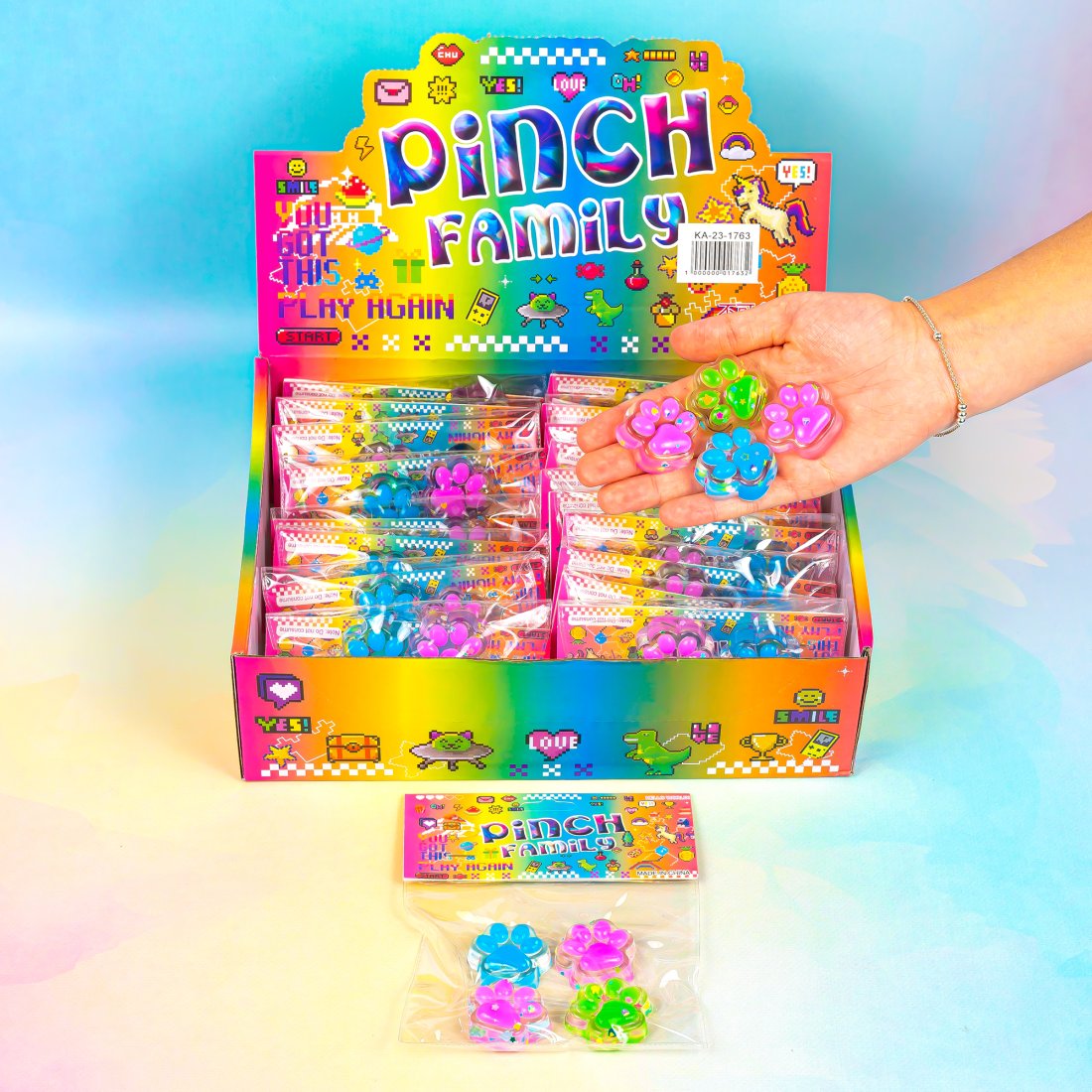 Антистрес чотири Лапки з присипкою 3,5 см