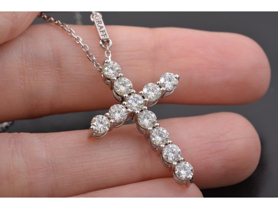 Хрестик із діамантами у стилі Graff - Купити