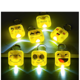 Брелоки пластикові Смайли Ліхтарики 12 штук - Pobut