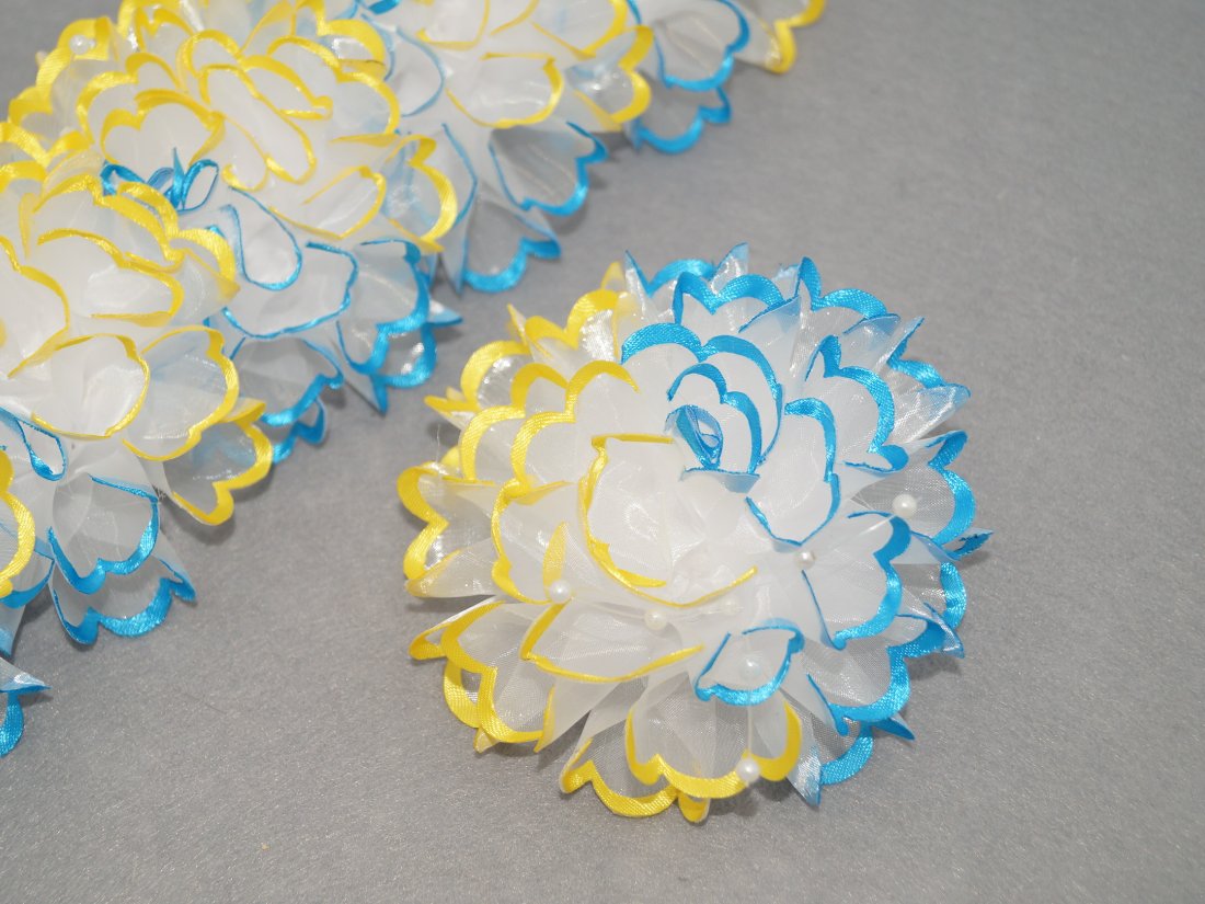 Бантики на резинці. 11 см.