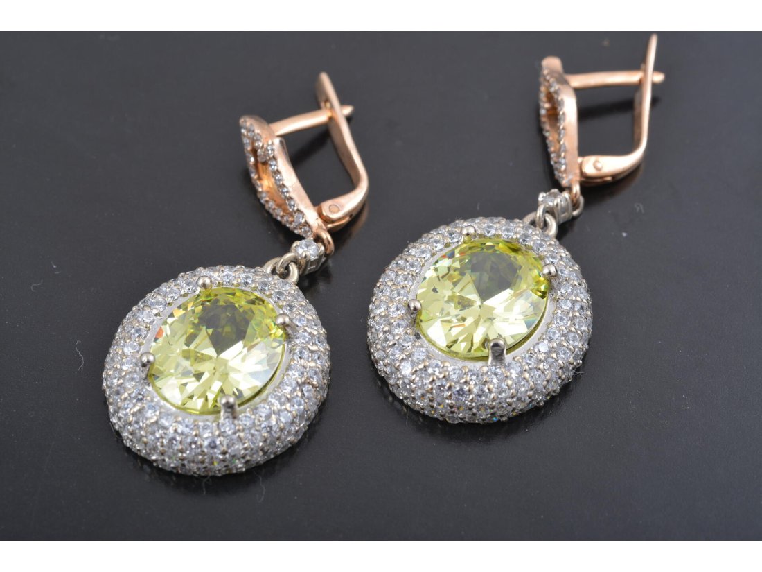 Сережки із хризолітами - Купити