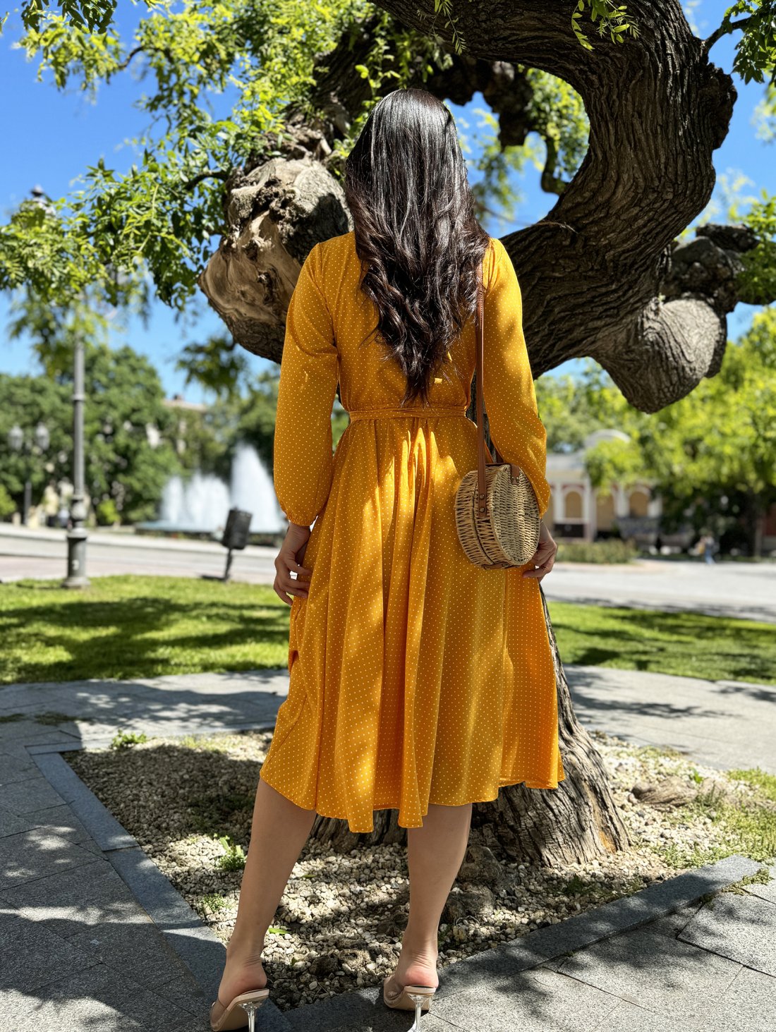 Неперевершене ніжне та романтичне жіноче плаття на запах 270560-1