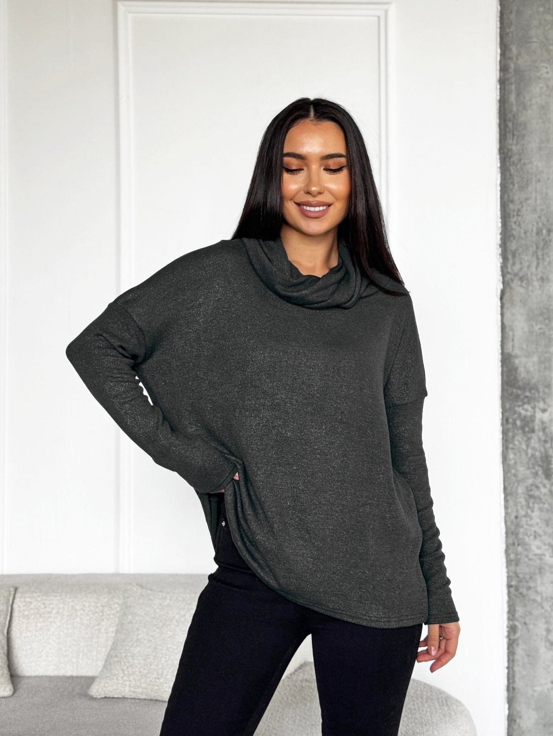 Жіноча туніка з легкої ангори з люрексовим напиленням 230222-3 Чорний