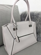 Стильна сумка Clean Style для щоденних та ділових образів INNOE 350012-2 Світло-сірий